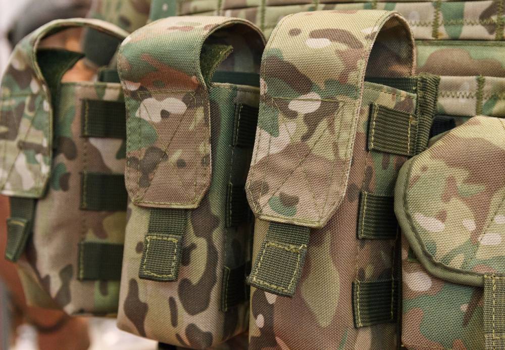 équipement tactique camouflage